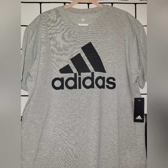 Adidas mens t-shirt - Picture 3 of 4